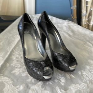 Stuart Weitzman Black Pumps